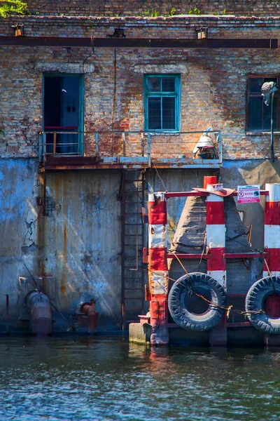 Muelle escritorio —  Fotos de Stock