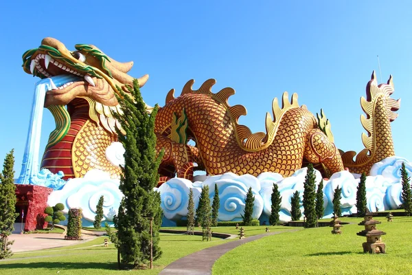 Museo de los Descendientes del Dragón en la provincia de Suphan Buri — Foto de Stock