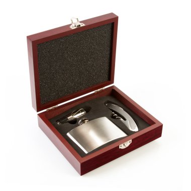 ahşap hediye kutusu ile bar seti