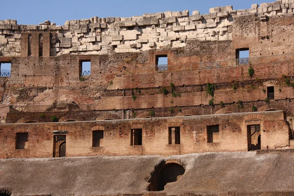 Ruinele antice ale colosseumului — Fotografie, imagine de stoc