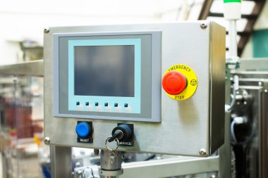 Endüstriyel kontrol paneli