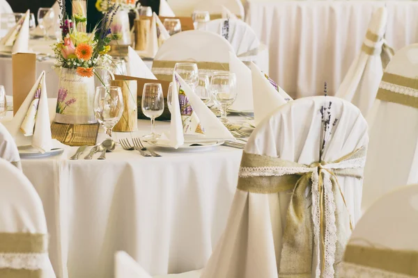 Lieu de mariage avec des décorations — Photo