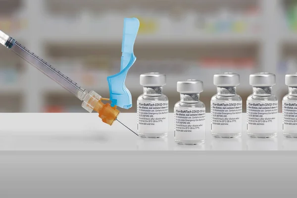Calgary Alberta Kanada Dezember 2021 Pfizer Biontech Covid Impfstoffflaschen — Stockfoto