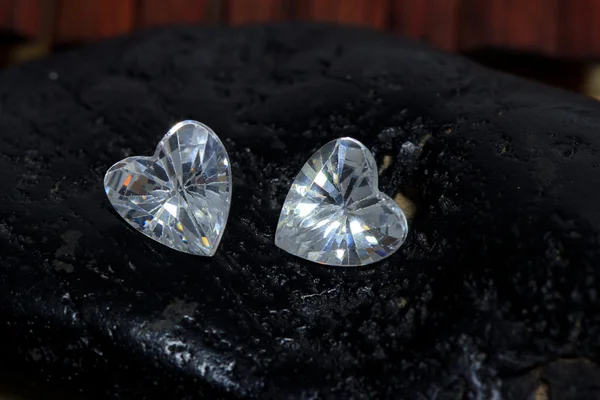 Diamanti forma di cuore — Foto Stock