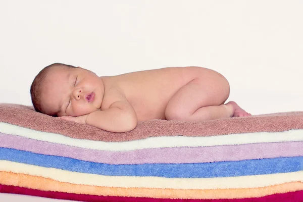 Baby boy, sleeping on towels — Stock Photo, Image