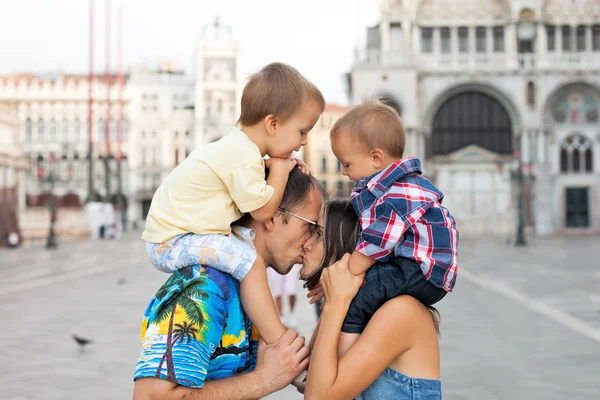 Portrait de famille à Venise — Photo