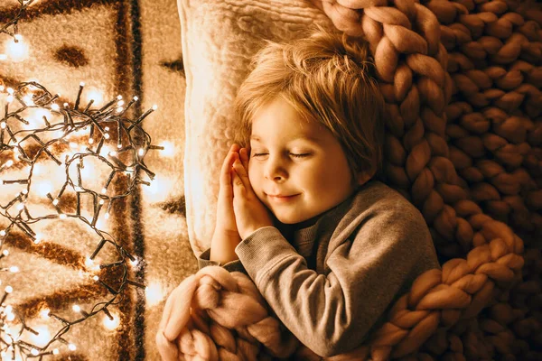 Toddler Child Cute Blond Boy Sleeping Bed Night Christmas Lights — Stock Photo, Image