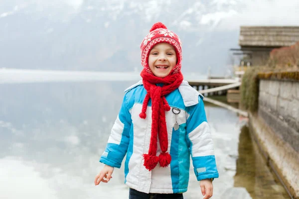Toddler Boy Child Standing Edge Lake Hallstadt Austria Smiling — Stock Photo, Image