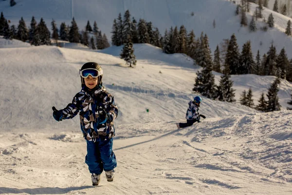 Cute Preschool Child Boy Skiing Happily Austrian Apls Sunny Beautiful — Stock Photo, Image