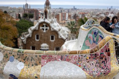 Park Guell bulutlu bir günde, Barselona, İspanya 'da