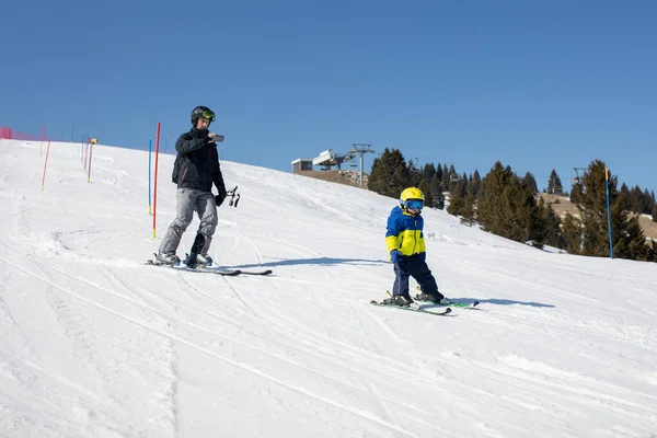 Happy Family Skiing Italy Sunny Day Kids Adults Skiing Together — Stock Photo, Image