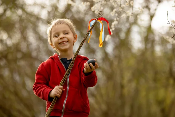 Cute Preschool Child Boy Holding Handmade Braided Whip Made Pussy — Zdjęcie stockowe