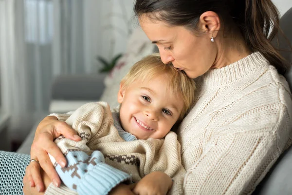 Mother Child Blond Boy Lying Couch Home Hugging — Stock Photo, Image