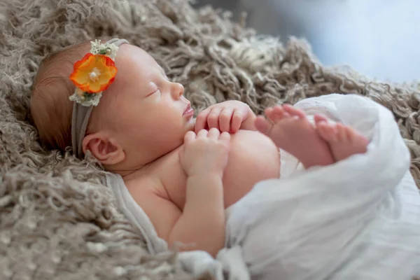 Little Newborn Baby Girl Smiling Infant Studio Shot — Stock Photo, Image