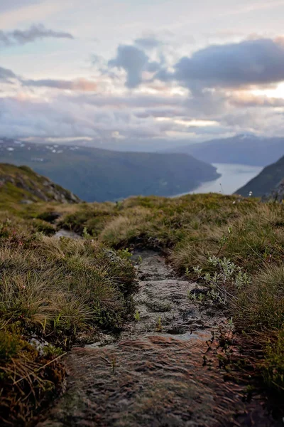 Amazing Landscape Houses Fjord Nordfjord Hiking Trail Mount Hoven Splendid — Stok fotoğraf