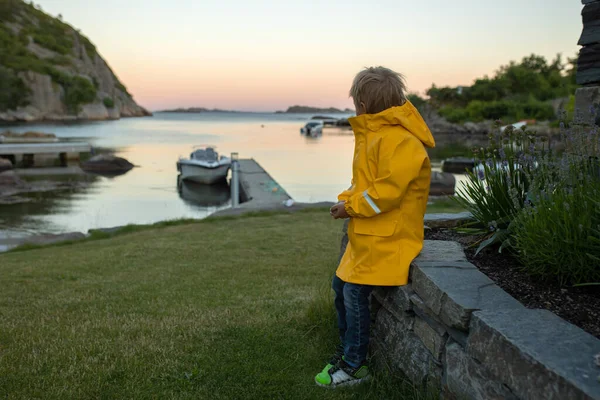 Family Visiting Town Mandal Norway Enjoying Amazing Views Kids Playing — Stock Photo, Image