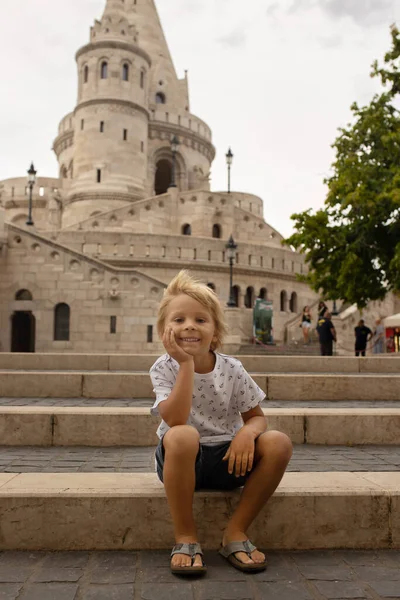 Child Boy Visiting Castle Budapest Summer Day Hungary — Foto Stock
