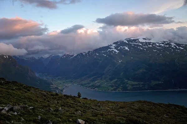 Increíble Vista Naturaleza Desde Monte Hoven Espléndida Imagen Del Paisaje — Foto de Stock