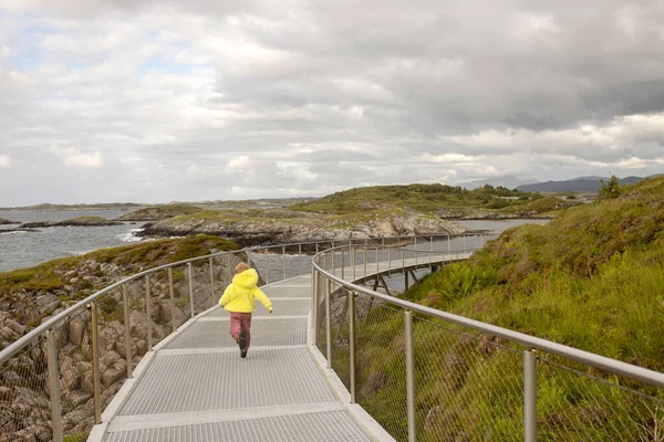 Family Kids Adults Pet Dog Enjoying View Atlantic Ocean Road — Stockfoto