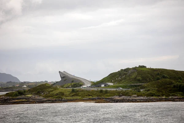 Family Kids Adults Pet Dog Enjoying View Atlantic Ocean Road — Foto Stock