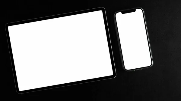 Digital Tablet Computer Touchpad Smartphone Blank Screen Mockup Black Background — Stock Photo, Image