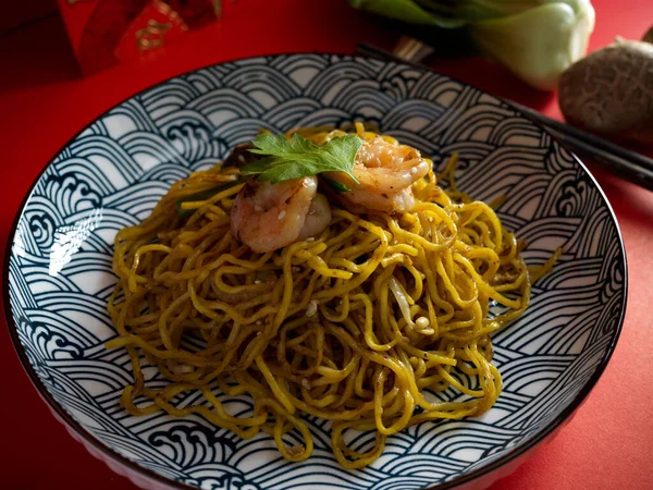 Chow Mein Chinese Roer Gebakken Noedels Met Garnalen Hakka Noedels — Stockfoto