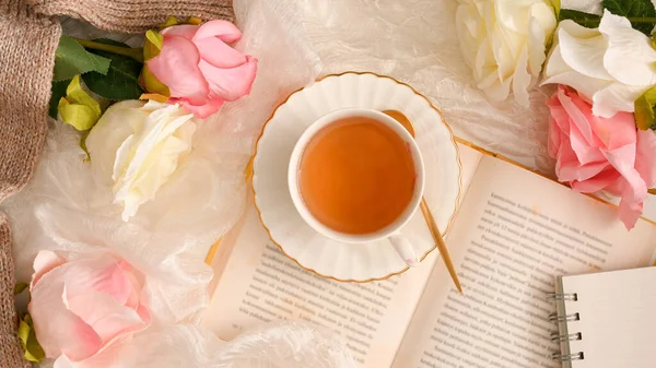 Top View Beautiful Feminine Workspace Novel Book Tea Cup Roses — Stock Photo, Image