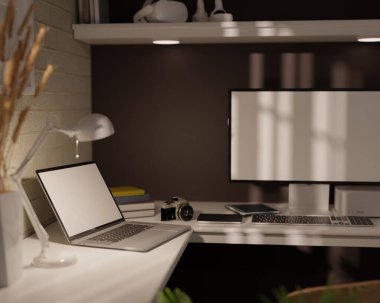 Kapalı alan, bilgisayar, dizüstü bilgisayar, beyaz ekran maketi, kamera ve aksesuarlı modern şık ofis çalışma alanı. 3d görüntüleme, 3d illüstrasyon