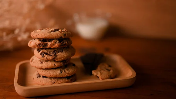 Stack Chocolate Chip Cookies Peanut Butter Chocolate Chunks Cookies Wooden — Stock Photo, Image