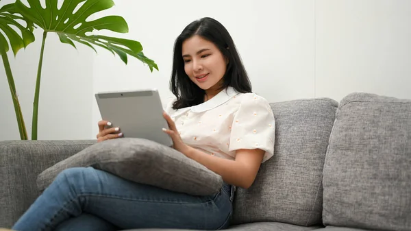 Relaxed Beautiful Asian Woman Using Portable Tablet Enjoy Watching Some — Stock Photo, Image
