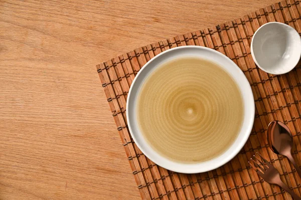 Flat Lay Mockup Empty Ceramic Plate Bowl Silverware Bamboo Place — Stock Photo, Image