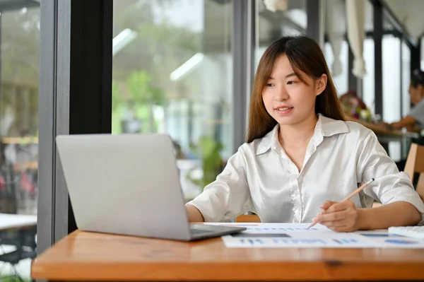 Charming Asian Young Female Office Worker Using Laptop Computer Managing — Stock Photo, Image