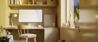 Bilgisayarlı modern ev içi iç mimari tasarımı, ahşap masa üzerindeki aksesuarlar ve dekorlar, pencerenin yanındaki ahşap kitaplık ve dekor. 3d görüntüleme, 3d illüstrasyon