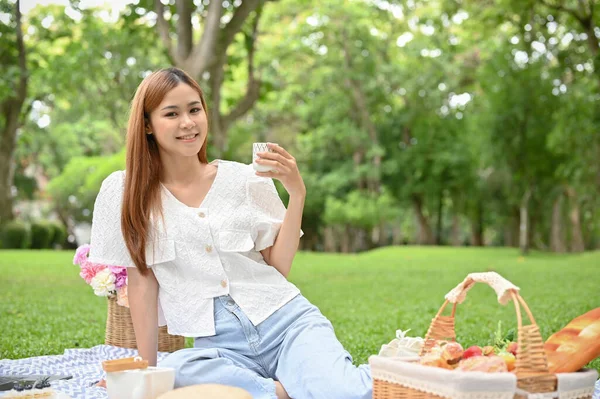 Charming Gorgeous Young Asian Female Picnicking Beautiful Green Park Having — Fotografia de Stock