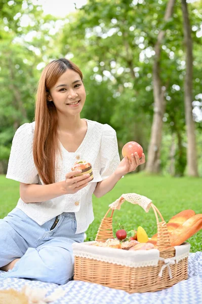 Portrait Attractive Young Asian Female Enjoy Picnic Greenery Garden Sitting — Fotografia de Stock