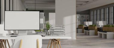 Modern kentsel ofis ortak çalışma odası iç tasarımı beyaz bilgisayar masaüstü modeliyle bir bilgisayar masasında. Görüntüyü yaklaştır. 3d görüntüleme, 3d illüstrasyon