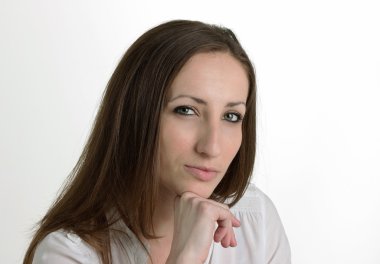 Ciddi kadındır düşünme hakkında bir şey-beyaz Ba izole