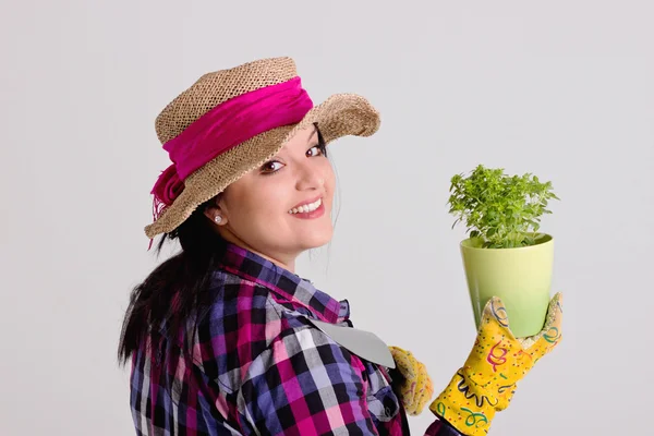 Femme en vêtements de jardinage — Photo