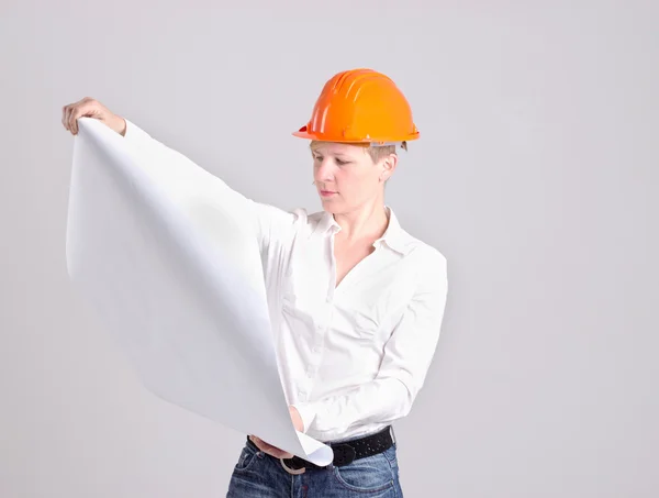 Young Blonde Architectress is Holding Architectural Plans — Stock Photo, Image