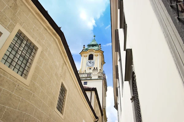 Kilise kulesi tarihi merkezi — Stok fotoğraf