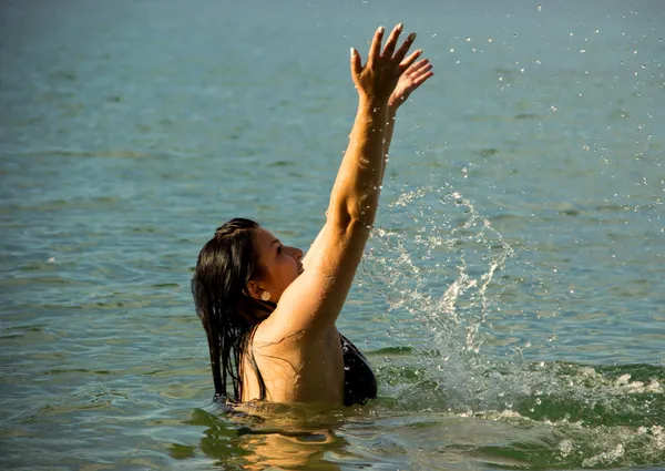 Woman in Water — Stock Photo, Image