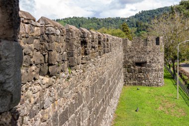 Batumi, Gürcistan Eylül 2021: Gonio Apsaros kalesinin duvarları ve kuleleri, Adjara 'daki en eski, birkaç bin yıllık Roma tahkimatı.