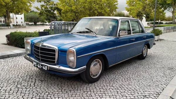 Blå Klassiker Från 1960 1970 Talet Klass Mercedes Benz Sedan — Stockfoto