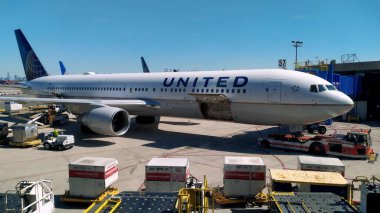 UNITED Boeing 767-400, Newark Liberty Havaalanı, NJ, ABD - 19 Eylül 2021
