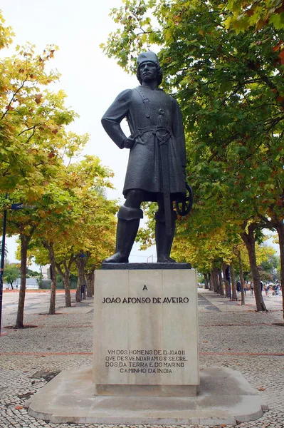 Standbeeld Van Joao Afonso Aveiro 15E Eeuwse Zeevarende Ontdekkingsreiziger Van — Stockfoto