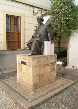 Musa ben Maimon anıtı, halk arasında Maimonides olarak bilinir, Yahudi hekim ve filozof, Cordoba, Endülüs, İspanya - 7 Eylül 2018