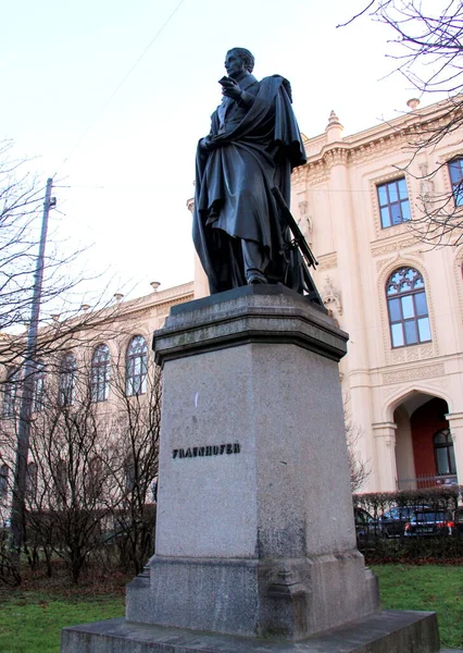 Estátua Físico Bávaro Joseph Von Fraunhofer 1868 Johann Von Halbig — Fotografia de Stock