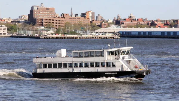 Lancha Motora Cercanías Garden State Marcha Frente Mar Brooklyn Heights — Foto de Stock