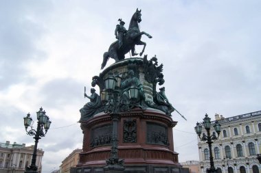 I. Nicholas 'ın Atlı Heykeli, Auguste de Montferrand tarafından 1859' da açıldı, St. Petersburg, Rusya - 11 Ekim 2011