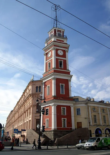 Şehir Duma Kulesi Nevsky Prospekt Bulvarı Dumskaya Caddesi Nin Köşesindeki — Stok fotoğraf